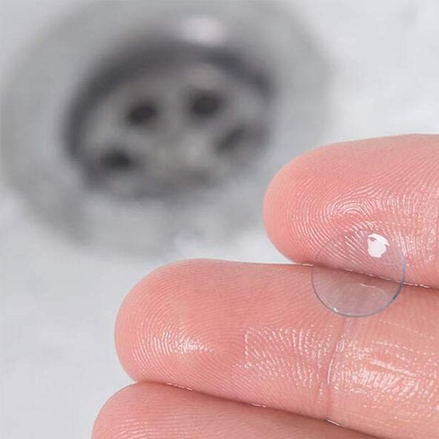 BLOG_do-not-flush-your-contact-lenses_Inline_3