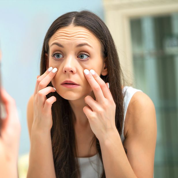 BLOG_removing-bags-under-eyes_Inline_1