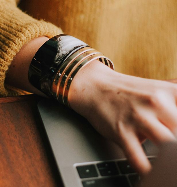 How to find the cheapest contact lenses online