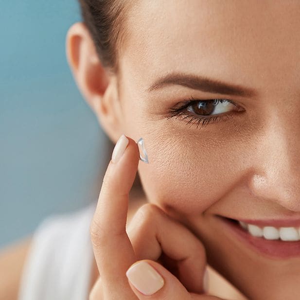 A_brief_history_of_contact_lenses_row_7
